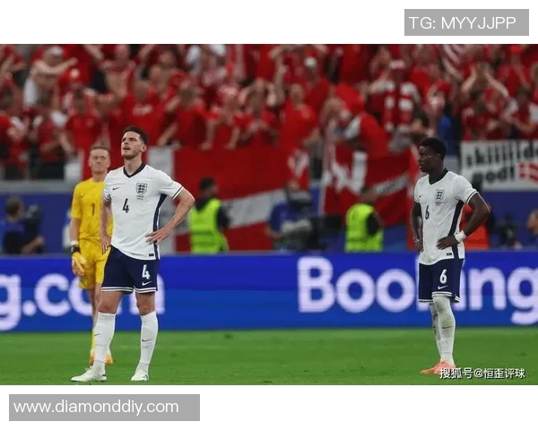 英格兰队名宿赞扬荷兰队表现,双方友谊见证胜利!